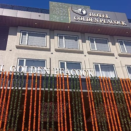 Hotel Golden Peacock Haridwār Exteriör bild