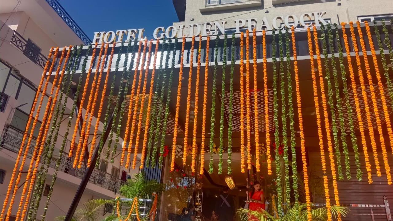 Hotel Golden Peacock Haridwār Exteriör bild